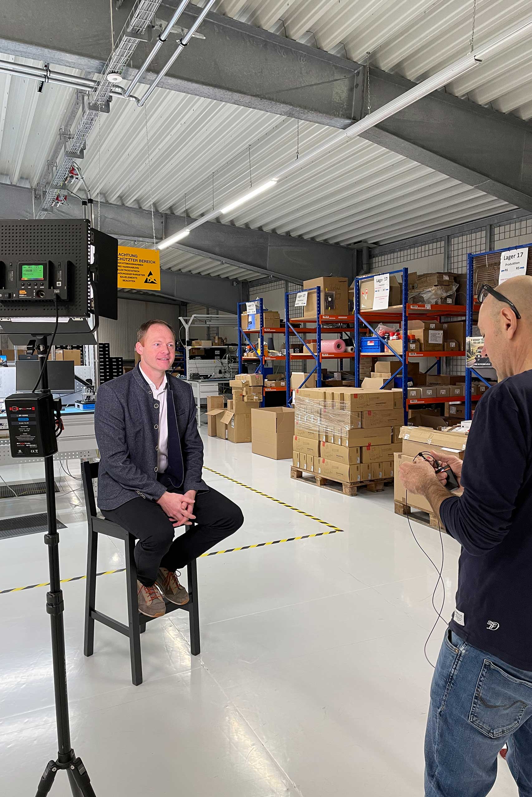 Interview mit Hermann Buchsteiner beim TV-Beitrag über DAfi